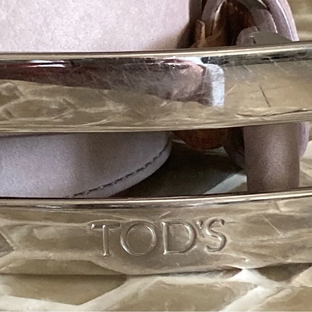 TOD'S Women’s Calfskin Leather Belt in lightest pink